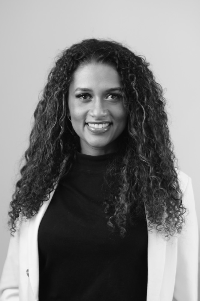 Joyce Rocha - Hairstylist | Makeup Artist - Panamby